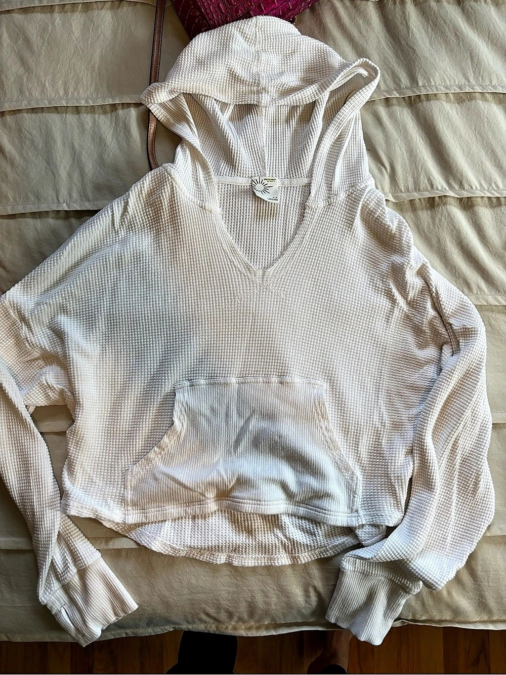 Aerie White Hooded Long Sleeve Cropped Top